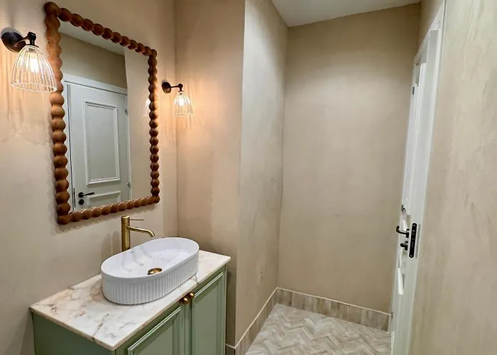 Liberty House - Two Bedroom Apartmán *