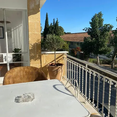 Liberty House - Two Bedroom Daire