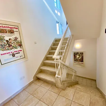 Daire Liberty House - Two Bedroom *
