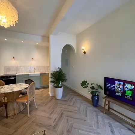 Liberty House - Two Bedroom *